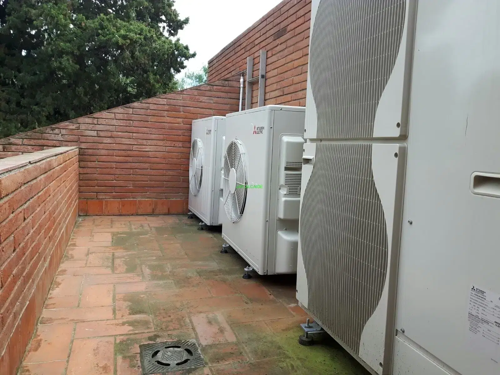 Air conditioning maintenance