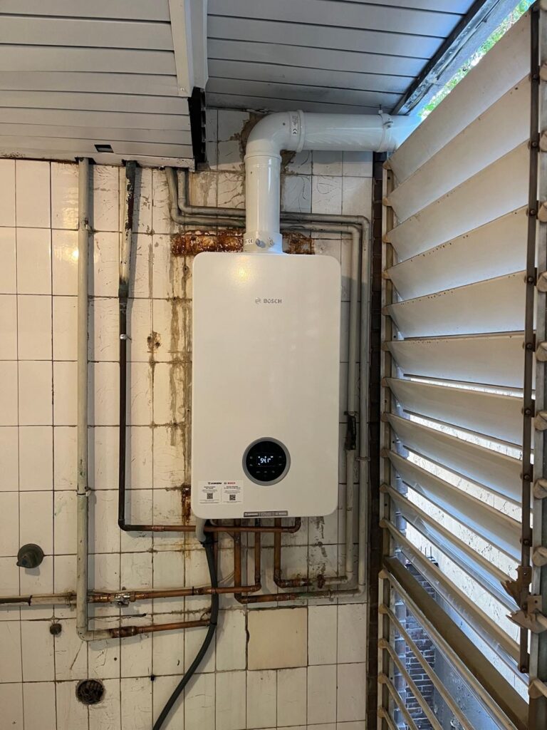 In a gallery, with flue